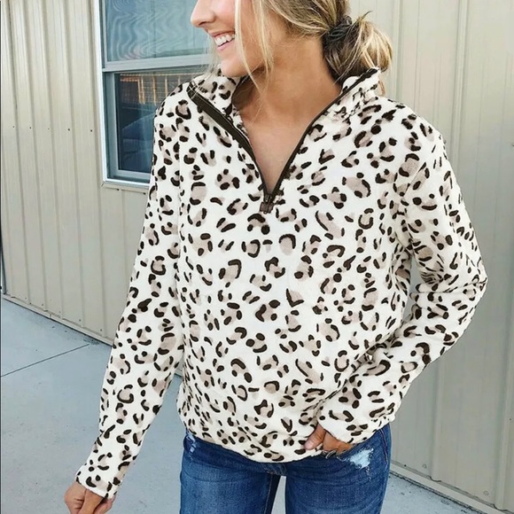 Fleece leopard print long sleeve fleece - Picture 1 of 3